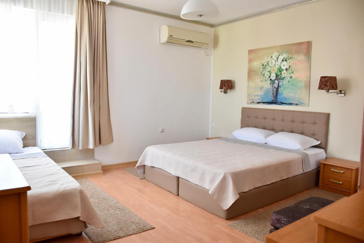 Family Hotel Apolonia Sozopol Exterior photo