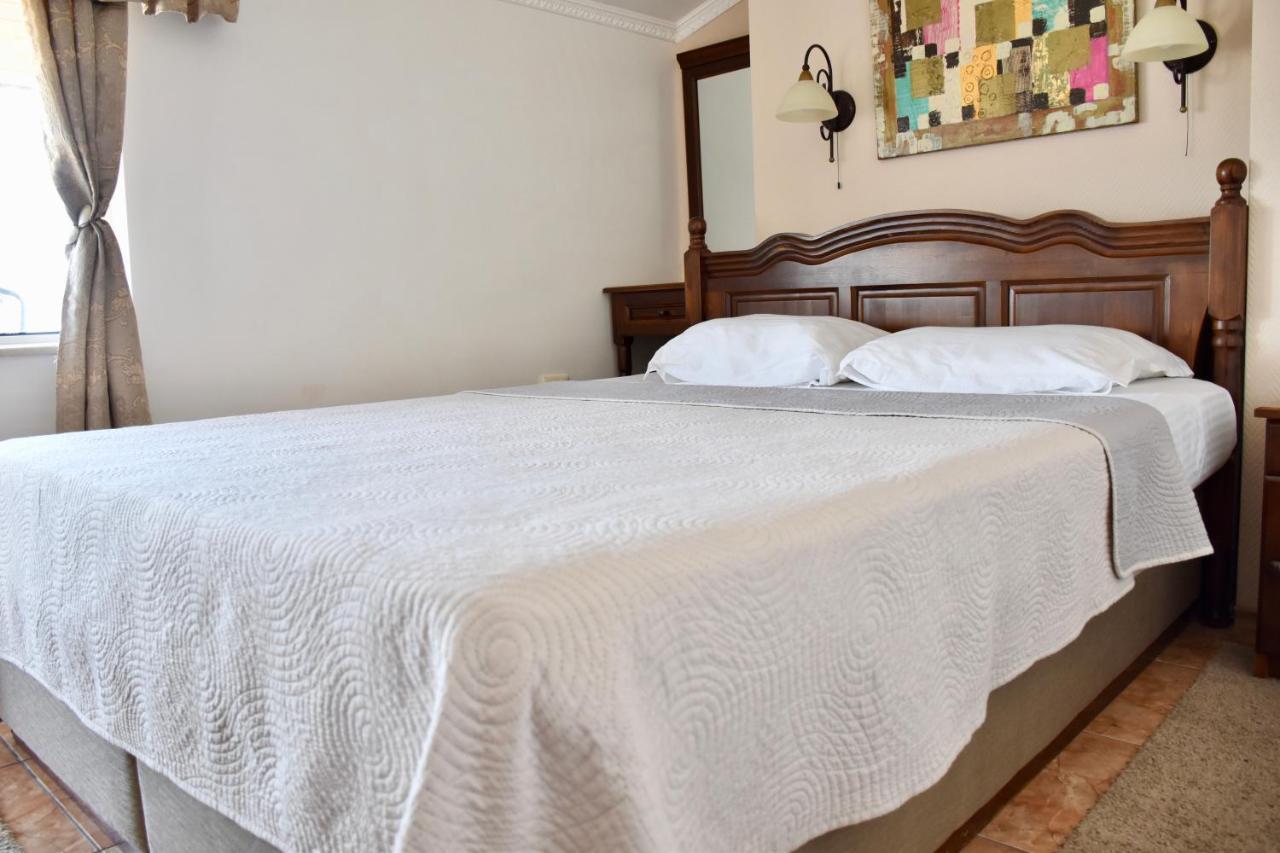 Family Hotel Apolonia Sozopol Exterior photo